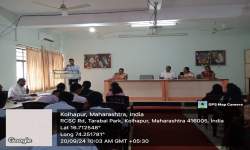 हिंदी दिवस के उपलक्ष्य में आयोजित निबंध लेखन और काव्य वाचन प्रतियोगिता