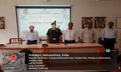 आजादी का अमृत महोत्सव अंतर्गत स्वराज्य महोत्सव उपक्रमांतर्गत ९ ऑगस्ट २०२२ रोजी  क्रांती दिन निमित्त सामुहिक राष्ट्रगीत गायन करताना उपस्थित मान्यवर